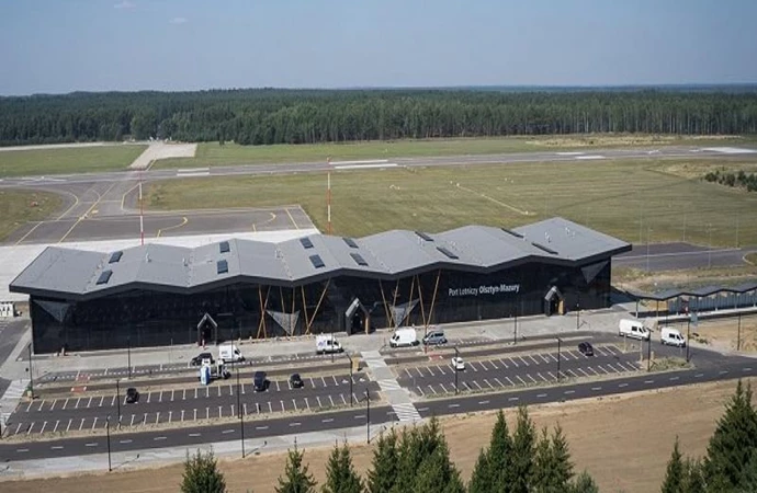 {W lipcu z lotniska Olsztyn-Mazury skorzystało ponad 13 tysięcy pasażerów.}